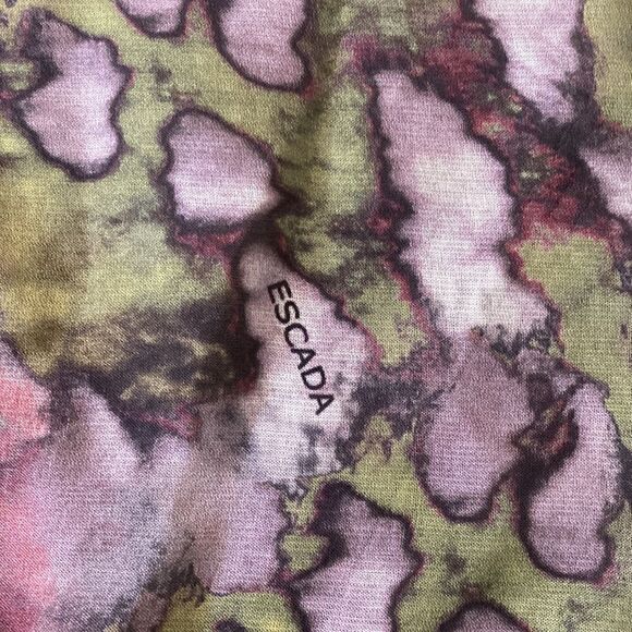 Escada Silk Oblong Scarf in Floral Print with Hand Rolled Edges. Made in Italy. - Picture 3 of 7